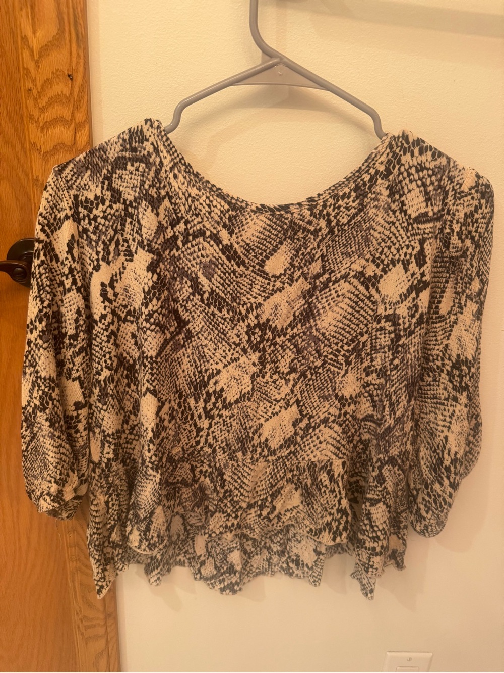 Free Kisses Black, brown, tan, and Cream Snake-Print Blouse Size Medium NWOT